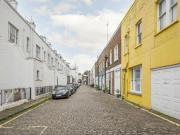 Gloucester Mews, London, Studio Flat For