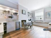 Gloucester Road, London, SW7 2 bed flat to rent £3,000...