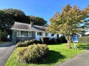 Glyn Y Mor, Llanbedrog, 3 Bedroom Bungalow