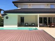 Gneis: Traumhaftes Einfamilienhaus mit Pool