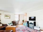 Godwin Court, Swindon, 2 Bedroom Flat