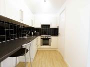 Gold Ensuite D Has an Apartment