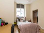 Gold Studio F Has an Apartment