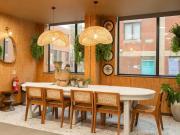 Gold Studio Upper Level C Has an Apartment
