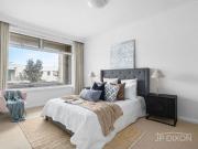 GOLDEN MILE! BEACHFRONT! UNBEATABLE!