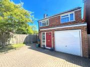 Goldfield Road, Tring HP23, 3 bedroom detached house to...