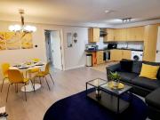 Goldhawk Road, Shepherds Bush, LONDON