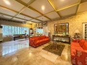 GOOD DEAL: 6BR Family Home with Garden & 7 Car Garage |... GOOD DEAL: 6BR Family Home with Garden & 7 Car Garage |...