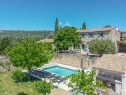 Gordes Charmante maison provençale avec piscine