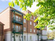 Gorell Road, Beaconsfield, 2 Bedroom Flat
