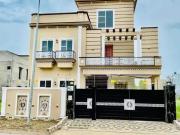 Gorgeous 10 Marla House For sale Available In Citi...