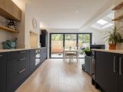 Gorgeous 2 bed Clapham flat for short term let Gorgeous 2 bed Clapham flat for short term let
