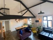 Gorgeous 2 Bed Factory Convension Flat