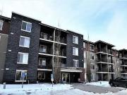 Gorgeous 2Bed +Den +2 Bath
