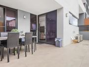 Gorgeous, Contemporary Apartment For Lease