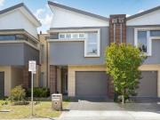 Gorgeous Family Home Ideal Location!
