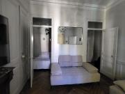 Gorgeous flat conveniently located, Lyon Amsterdam...