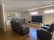 Gorgeous Front House 3 Bedroom, 2 Bathroom DBL Garage...