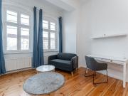 Gorgeous, modern apartment in excellent location,...