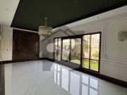 Gorgeous Prime Location 1000 Square Yards House For sale...