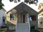 Gorgeous Renovated 2 Bedroom Main Floor 99 st, 87 ave