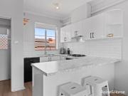 Gorgeous Upstairs Unit In This Prime Near City Location!