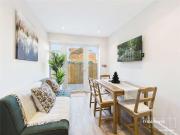 Gosbrook Road, Caversham, Reading, Berkshire, RG4