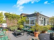 Goswell Road, Clerkenwell, 2 Bedroom Penthouse