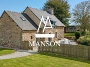 Goudelin, longère en pierre rénovée avec jardin