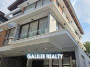 New Manila Single Detached House For Sale in Quezon City