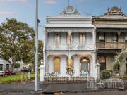 Grace and Grandeur with Inner City Ease