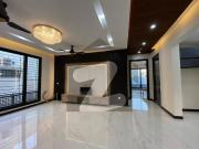 Graceful 1 Kanal Upper Portion | Walk To Amenities |...