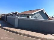 graceful 2 bedroom home in secure wi.