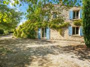 Grambois Ensemble immobilier de caractère