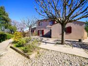 Grambois, Villa 4 chambres + dépendances