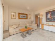 Gran apartamento en pleno Puerto Marina, Benalmádena