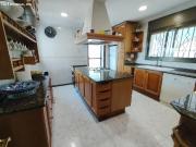 GRAN CASA A CUATRO VIENTOS A LA ENTRADA DE MAS CARBO