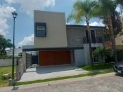 GRAN CASA A ESTRENAR!