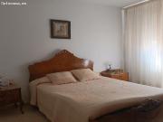 GRAN CASA ADOSADA CON LOCAL INCLUIDO