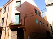 GRAN CASA DE PUEBLO ESQUINERA SOLEADA CON TERRAZA Y...