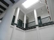 Gran casa en alquiler, disponible para oficinas y/o...