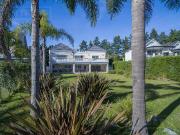 Gran casa en Alquiler en el Barrio Las Palmas con tres...