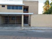 gran casa en renta, cerca e gran Plaza y la avenida 60...
