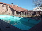 Gran casa en venta a metros de Hotel Neper en Villa...
