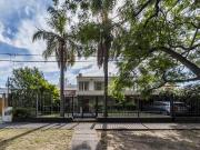 Gran casa en venta a metros de la Mujer Urbana