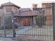 Gran Casa en venta, tres dormitorios, mas escritorio,...