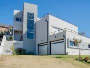 GRAN CASA EN VILLA CARLOS PAZ