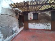 Gran casa para reformar con patio en el Casar de Cáceres