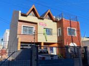 GRAN CASA, QUINCHO, GARAGE, +DEPTO, EN AV ROCA