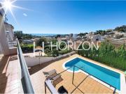 Gran casa unifamiliar con vistas al mar, piscina y...